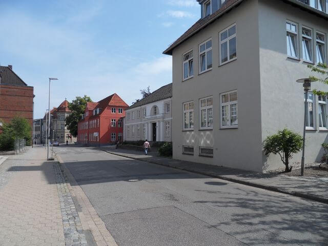 Waitzstrasse-1-m.fl_.